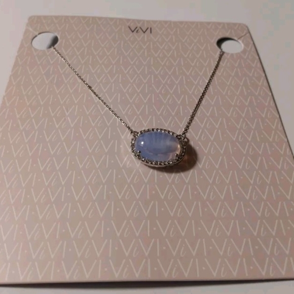 VIVI (COOKIE LEE) GENUINE CRYSTAL PASTEL PINK NECKLACE - Picture 1 of 2